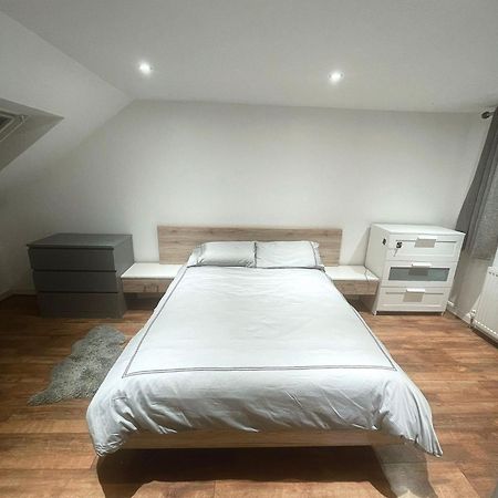 Spacious Private Room In Vibrant South London Thornton Heath Esterno foto