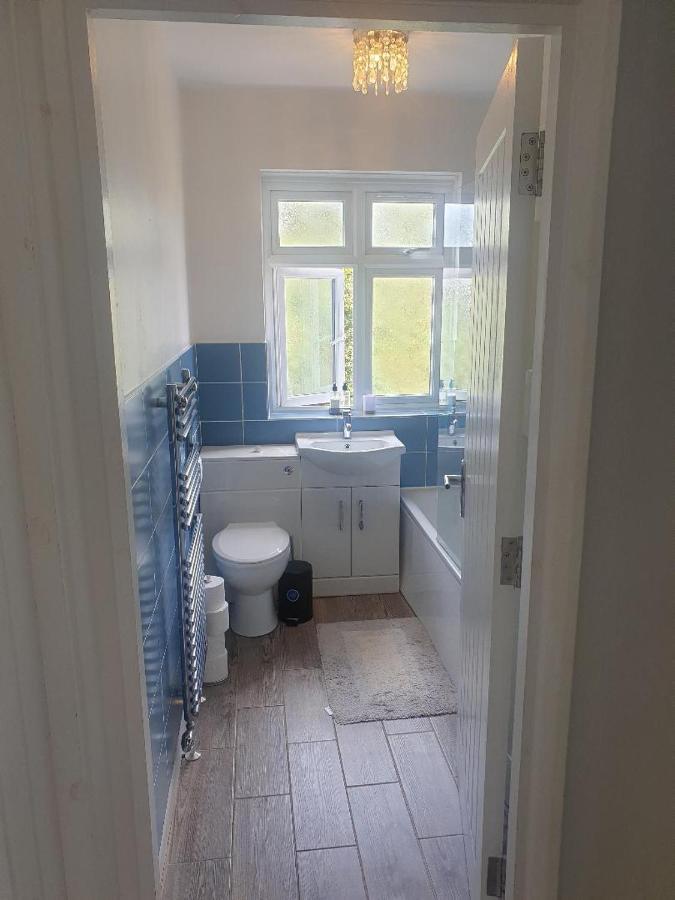 Spacious Private Room In Vibrant South London Thornton Heath Esterno foto
