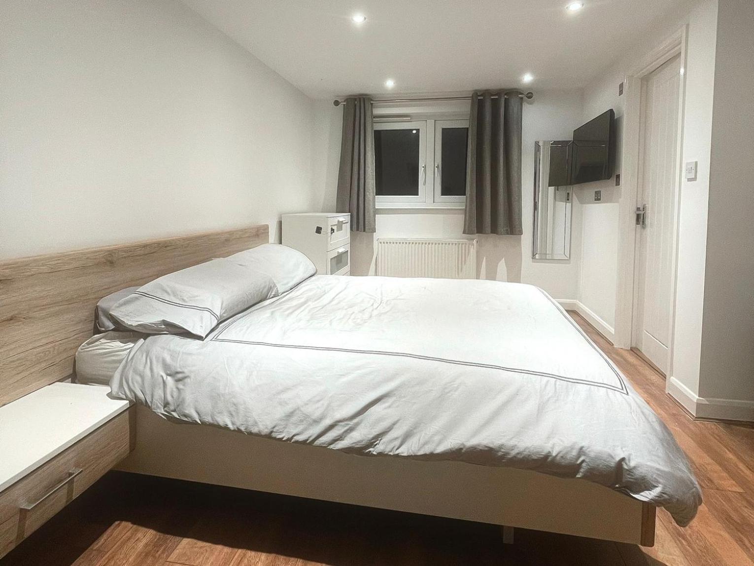 Spacious Private Room In Vibrant South London Thornton Heath Esterno foto