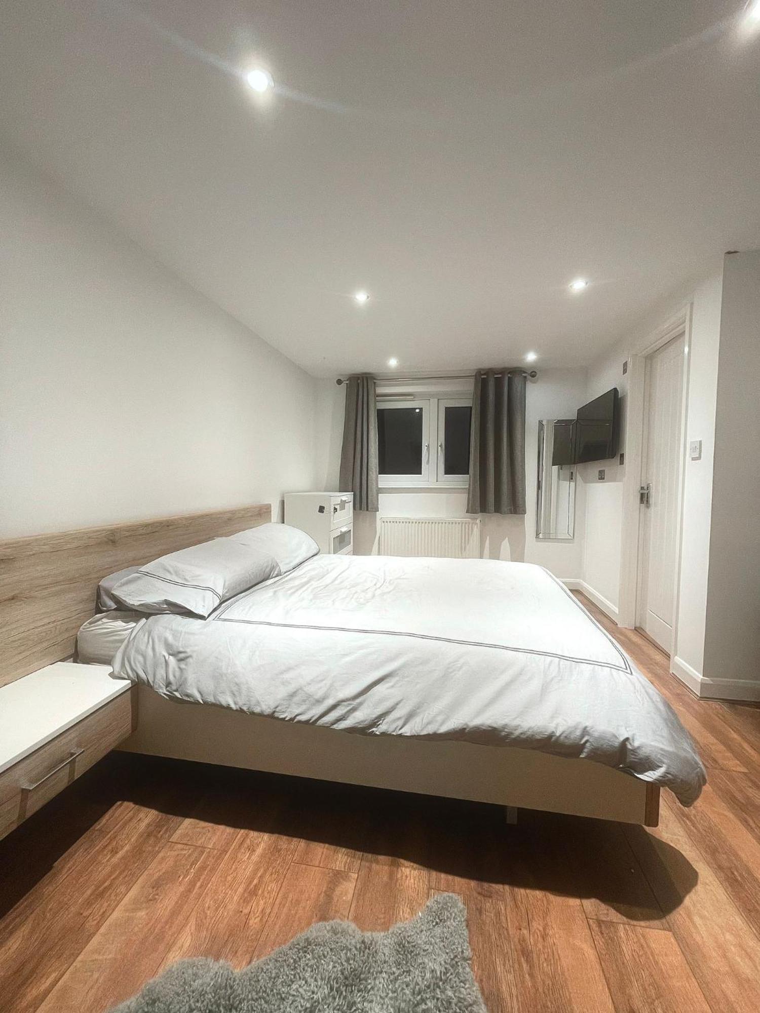 Spacious Private Room In Vibrant South London Thornton Heath Esterno foto